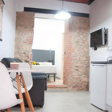 Caleros 8 Estudio - Apartamentos De La Parte Antigua De Caces Exterior foto